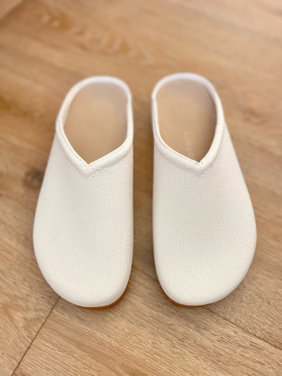Rothy's Shoes - Rothy’s casual clog Jasmine cream size 9 hemp